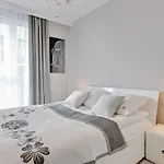 Apart Otel Ina Rent - Tre Mare 4*