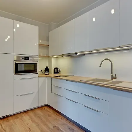 Apartmanhotel Ina Rent - Tre Mare 4*