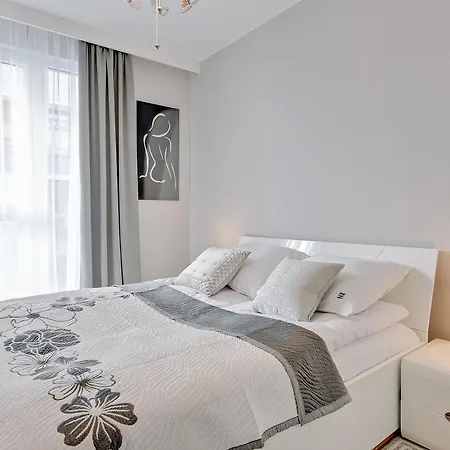 Aparthotel Ina Rent - Tre Mare 4*