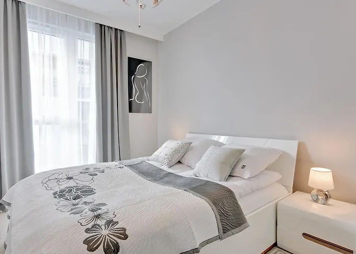 Aparthotel Ina Rent - Tre Mare 4*